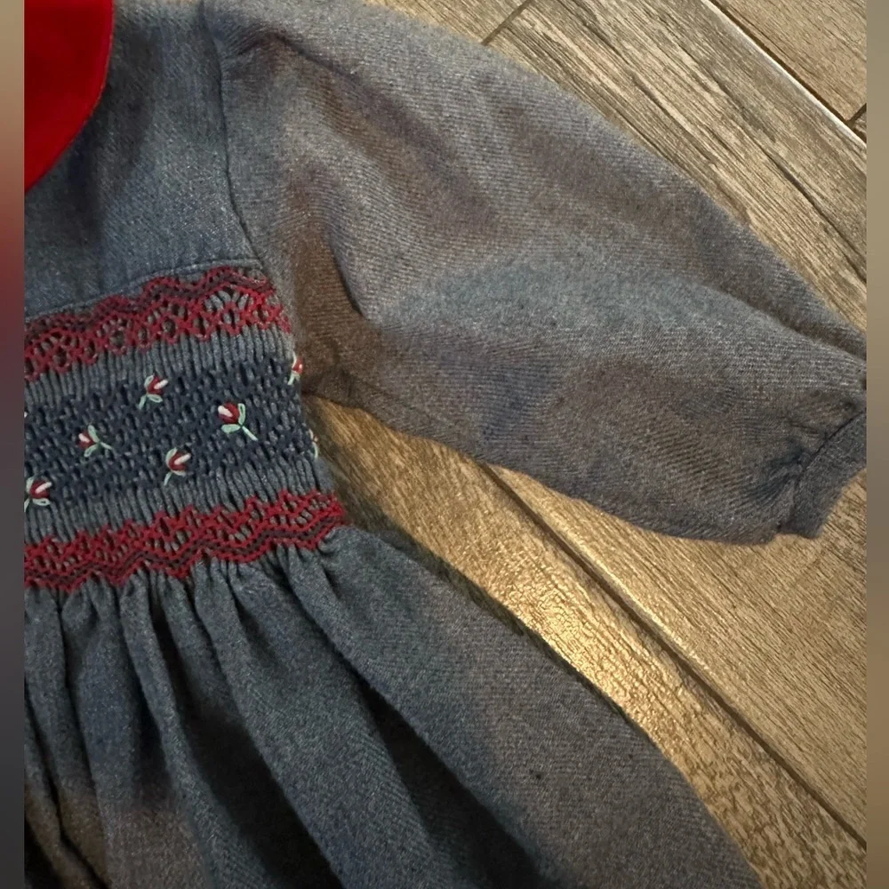 Carriage Boutique Perfect smocked holiday dress baby girl 6 mths grey velvet